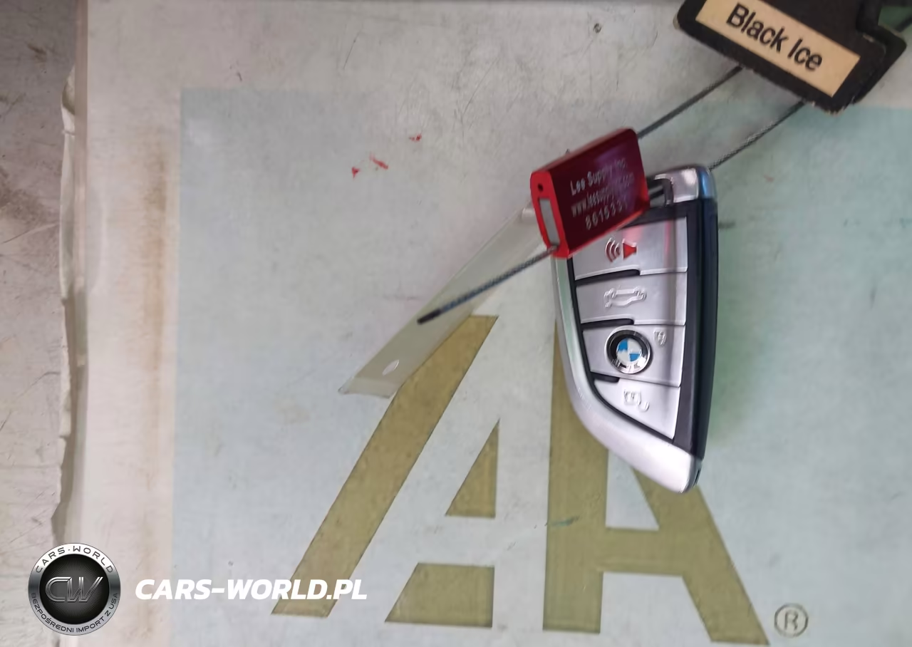 2019 BMW 530I VIN:WBAJA5C53KWW12292 - 11