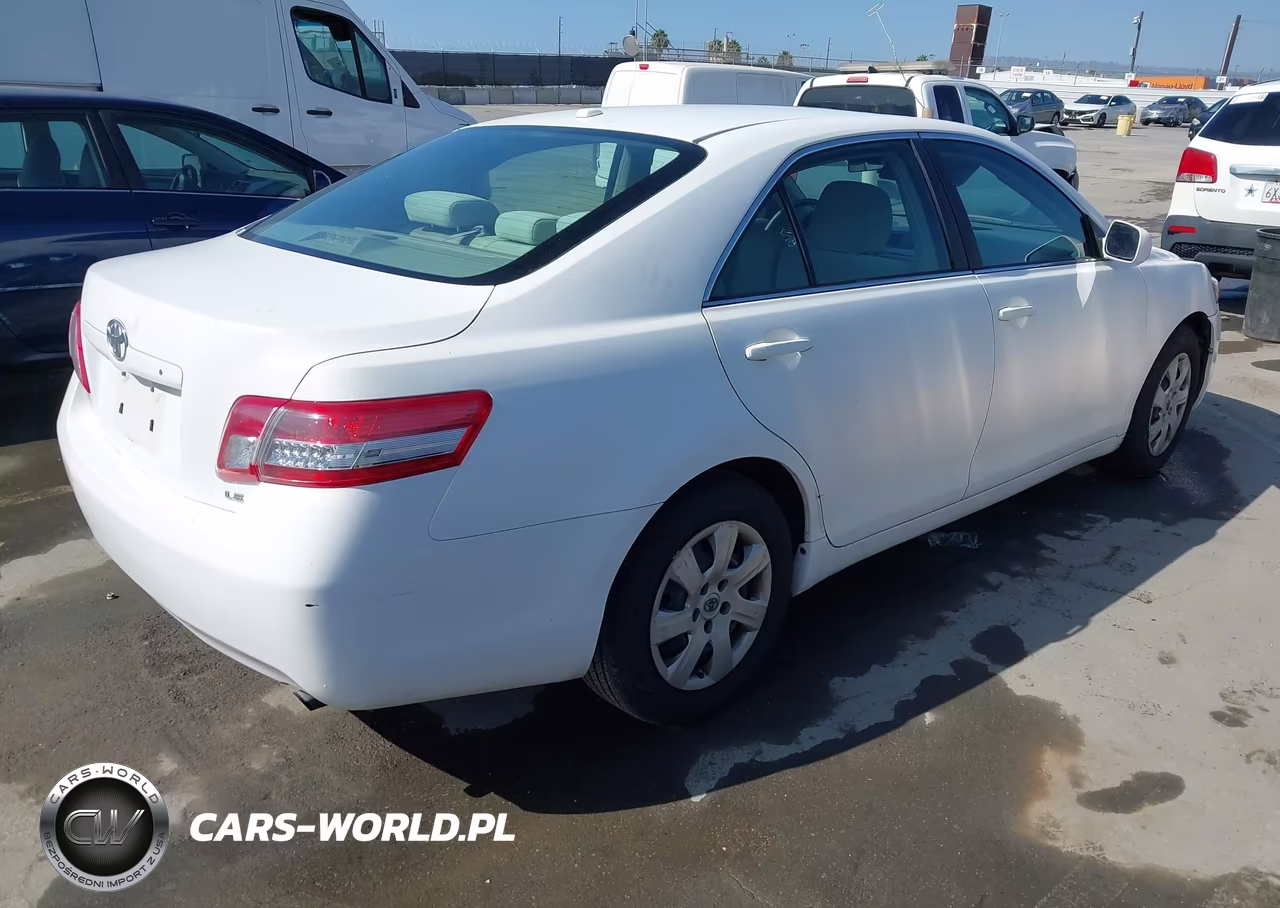 2010 Toyota Camry Le VIN:4T1BF3EK8AU538471 - 4