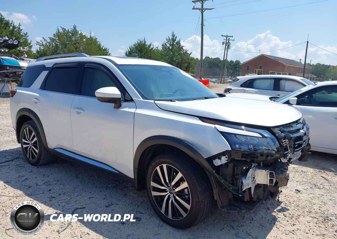 2025 Nissan Pathfinder Platinum 4Wd