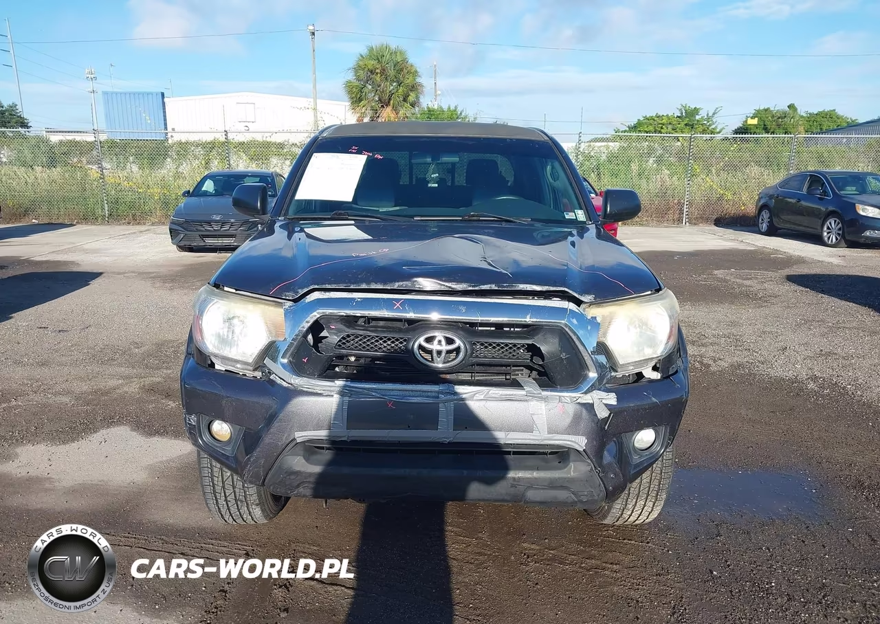 2015 Toyota Tacoma Prerunner V6 VIN:3TMJU4GN1FM182329 - 13