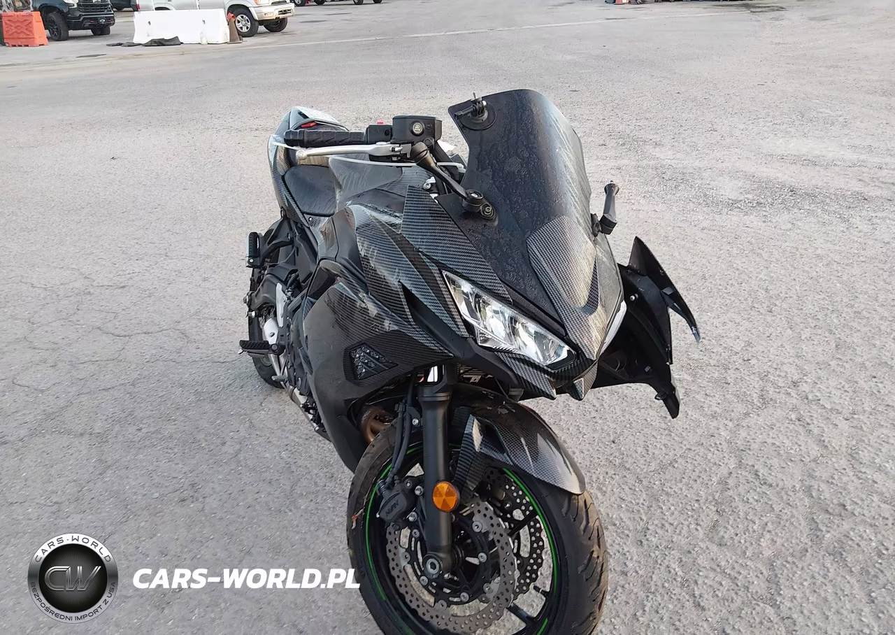 2024 Kawasaki Ex650 R