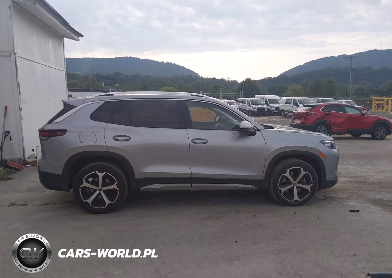 2025 Volkswagen Tiguan 2.0T Se VIN:3VVMR7RM5SM026732 - 13