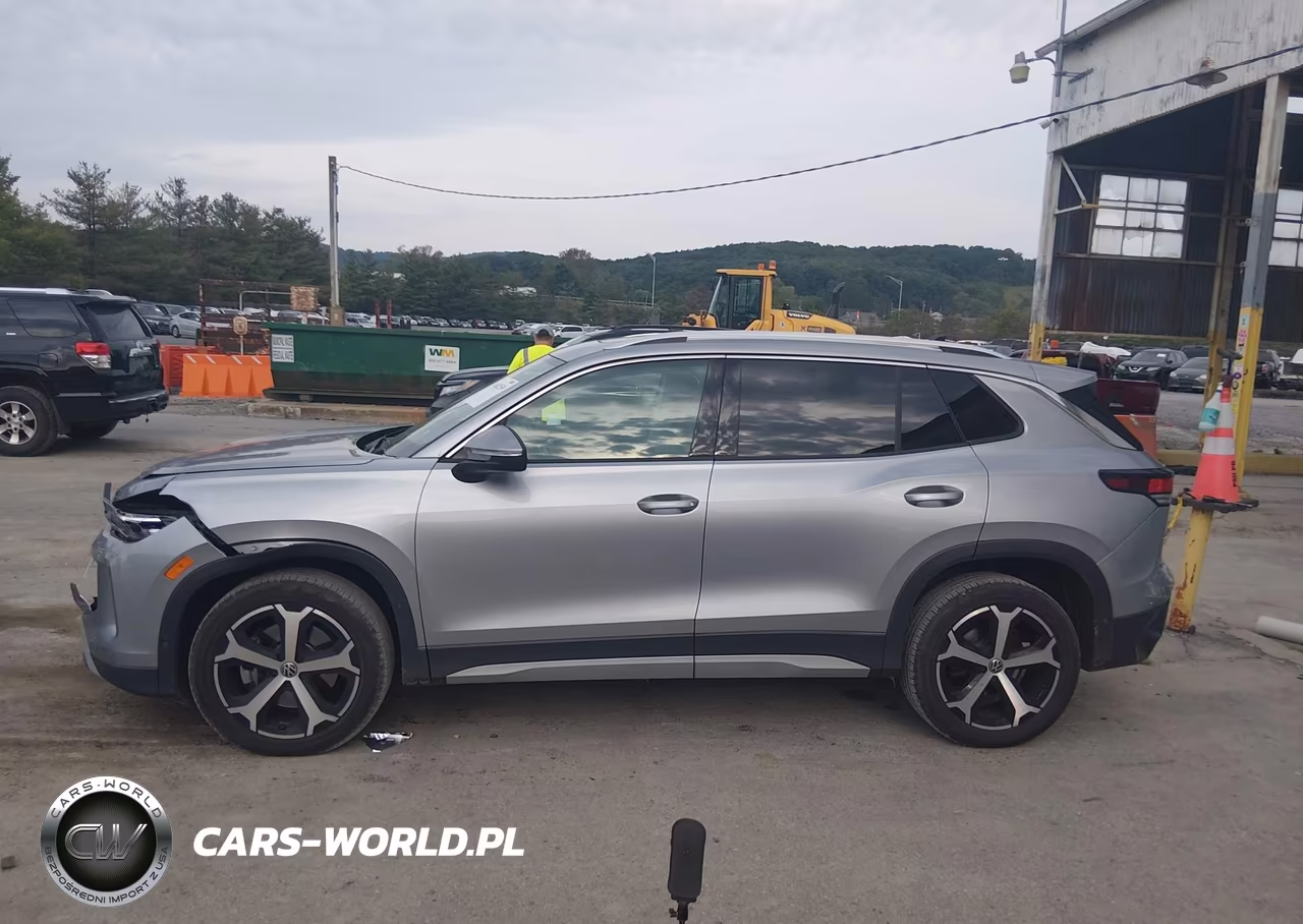 2025 Volkswagen Tiguan 2.0T Se VIN:3VVMR7RM5SM026732 - 14