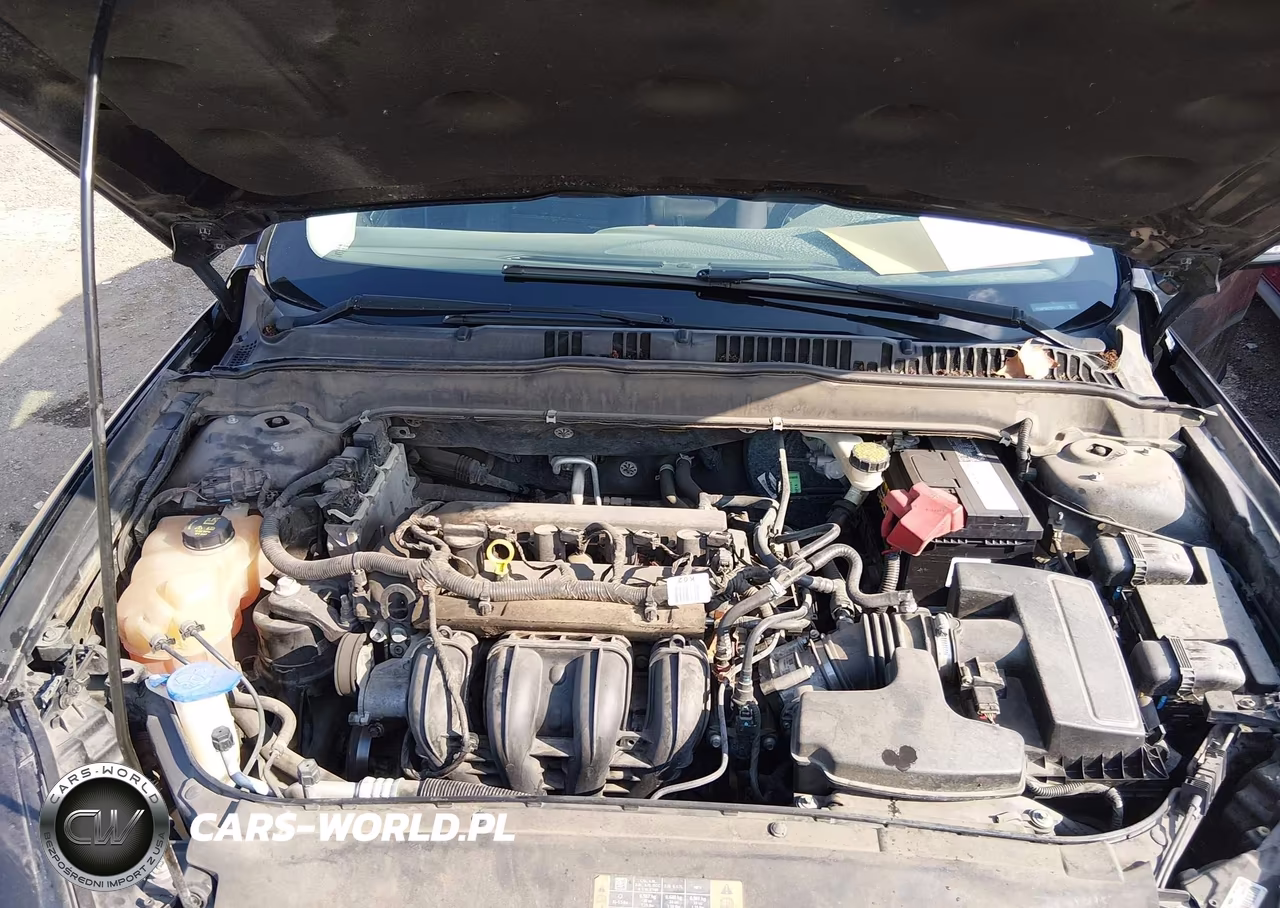 2015 Ford Fusion Se VIN:1FA6P0H72F5107561 - 10