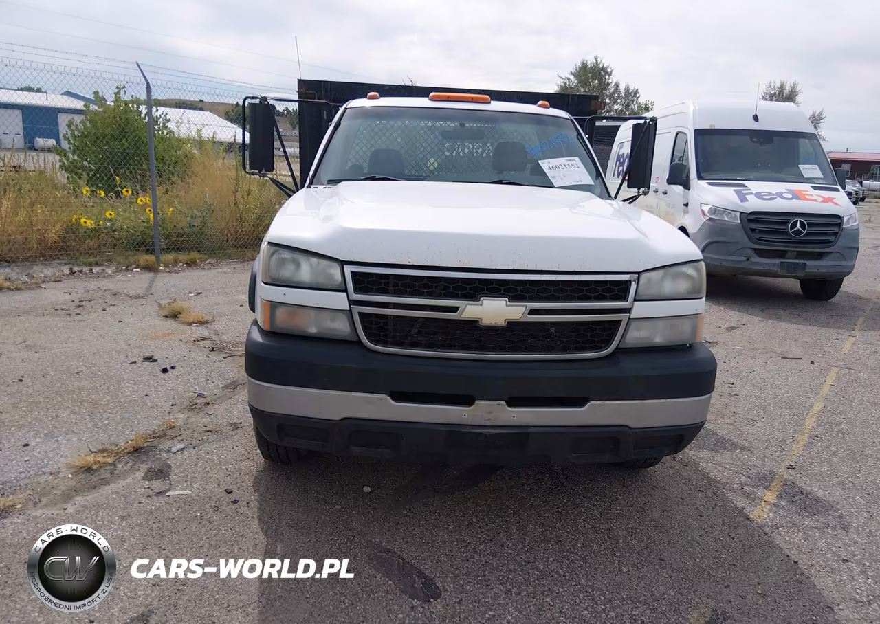 2006 Chevrolet Silverado 3500 Chassis Work Truck VIN:1GBJC34U46E229016 - 11