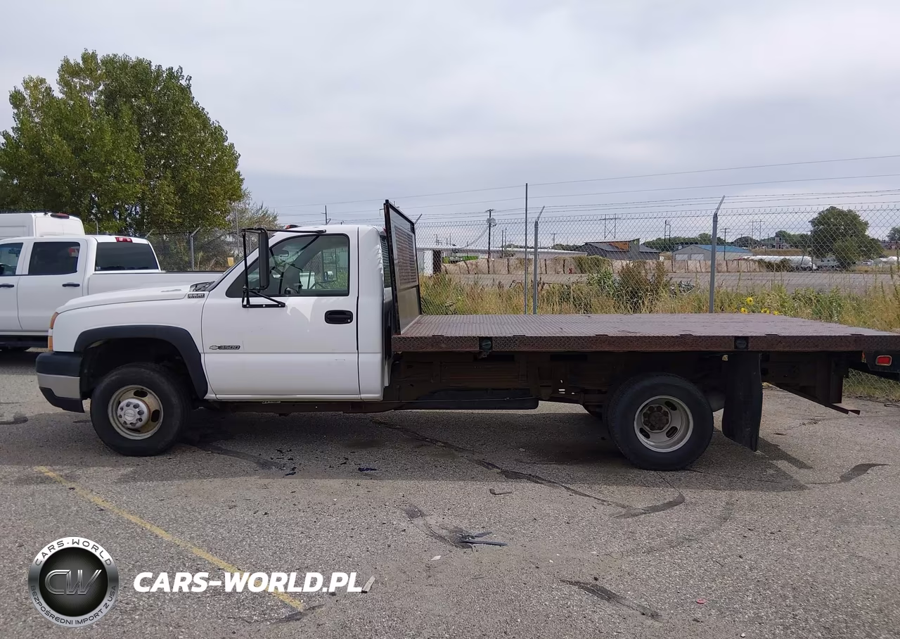 2006 Chevrolet Silverado 3500 Chassis Work Truck VIN:1GBJC34U46E229016 - 13