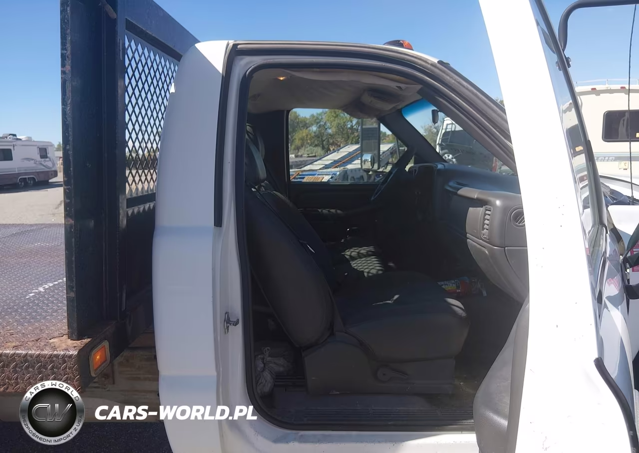 2006 Chevrolet Silverado 3500 Chassis Work Truck VIN:1GBJC34U46E229016 - 6