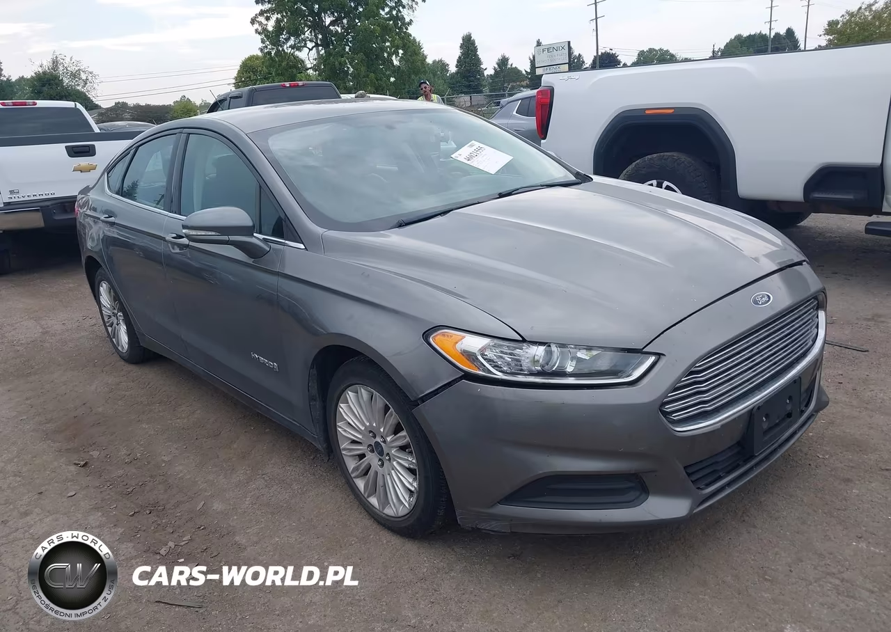 2014 Ford Fusion Hybrid Se – zdjęcie 1 z 12