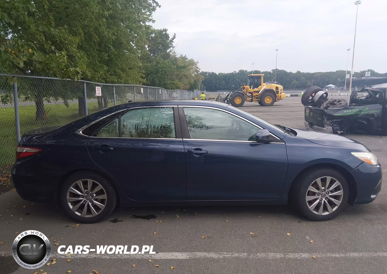 2015 Toyota Camry Xle VIN:4T1BF1FK3FU953286 - 13