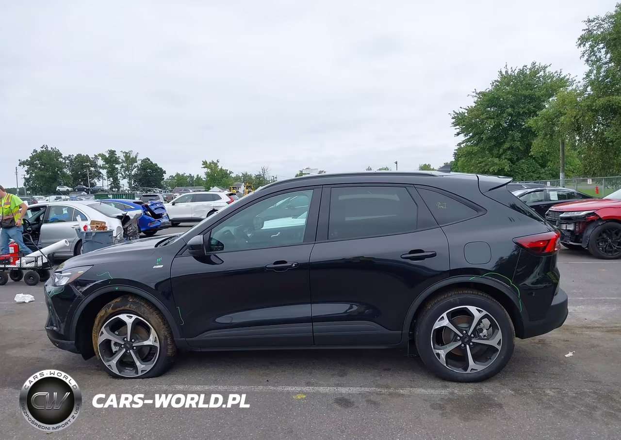 2026 Ford Escape St-Line Select VIN:1FMCU9NAXTUA16271 - 14