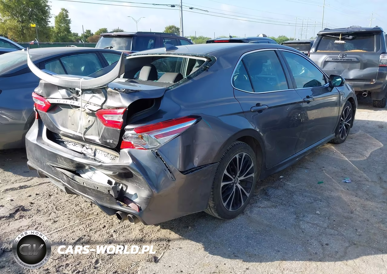 2019 Toyota Camry Se VIN:4T1B11HK9KU795137 - 4