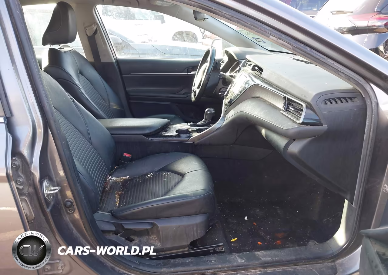 2019 Toyota Camry Se VIN:4T1B11HK9KU795137 - 5
