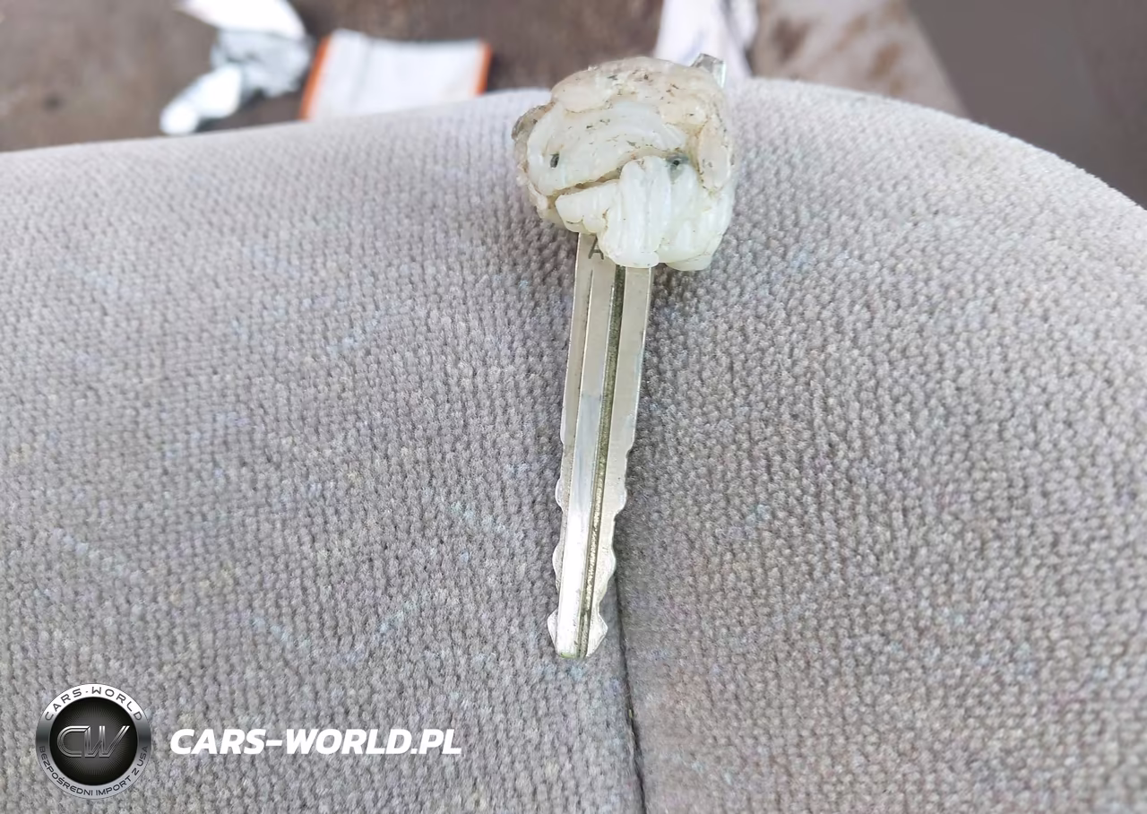 1997 TOYOTA CAMRY LE VIN:JT2BG22K4V0084080 - 11