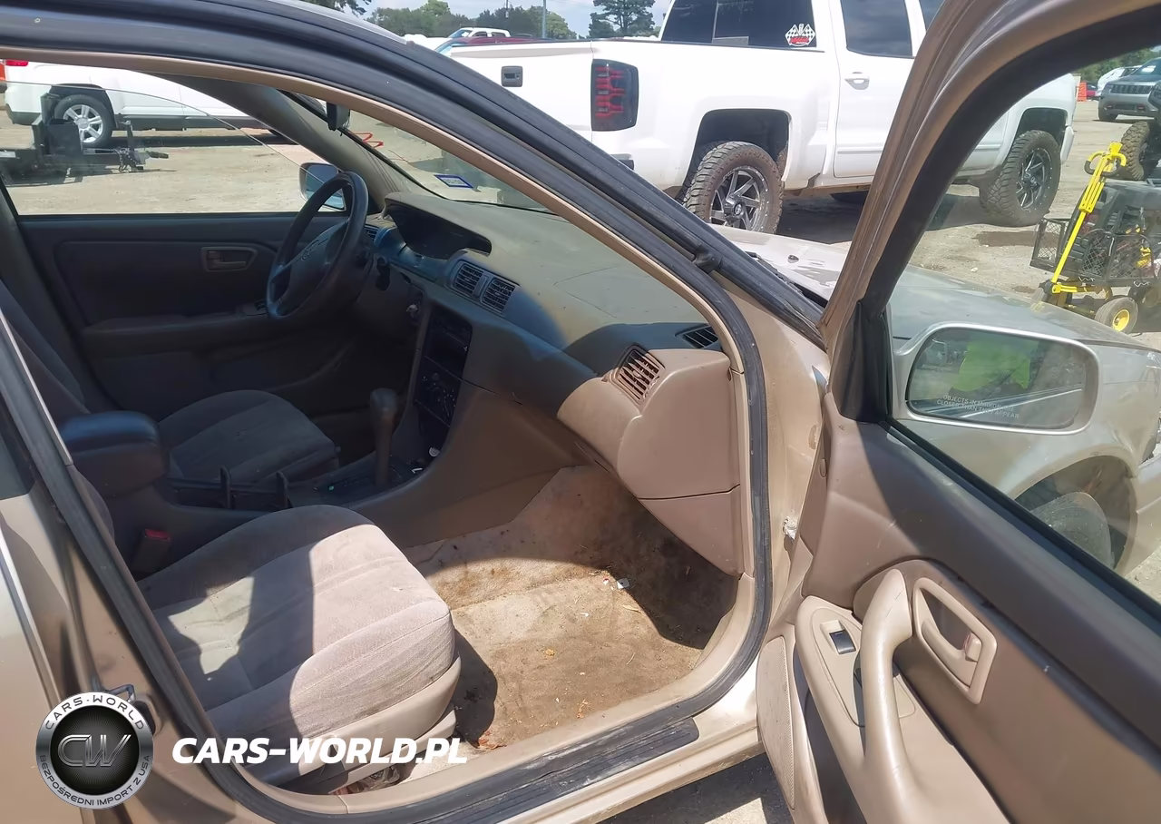 1997 TOYOTA CAMRY LE VIN:JT2BG22K4V0084080 - 5
