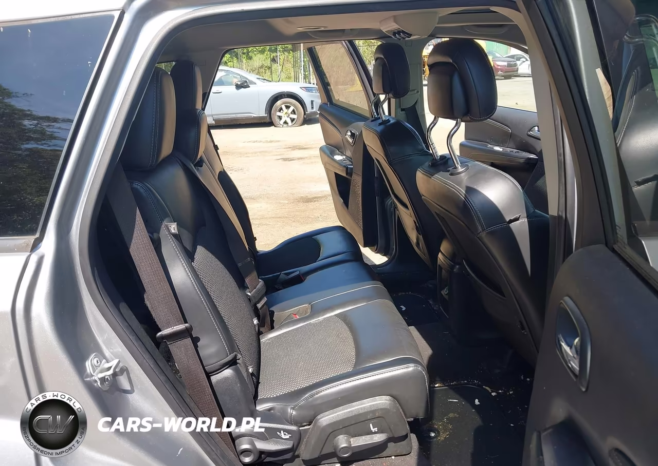 2020 Dodge Journey Crossroad VIN:3C4PDCGB7LT188986 - 8