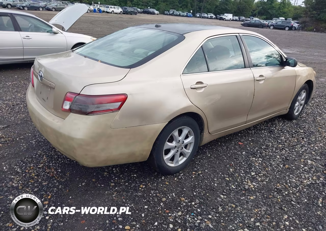 2011 Toyota Camry Le VIN:4T1BF3EK1BU708803 - 4