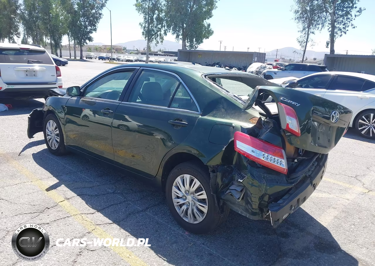 2010 Toyota Camry Le VIN:4T1BF3EK9AU539547 - 3