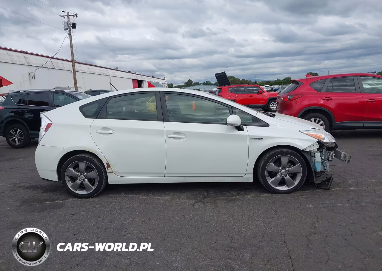 2015 Toyota Prius Persona Series Special Edition VIN:JTDKN3DU5F0419754 - 14