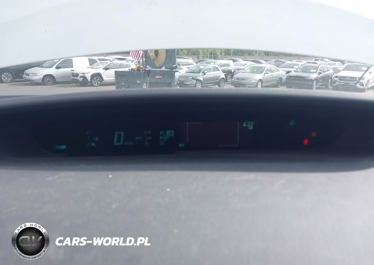 2015 Toyota Prius Persona Series Special Edition VIN:JTDKN3DU5F0419754 - 7