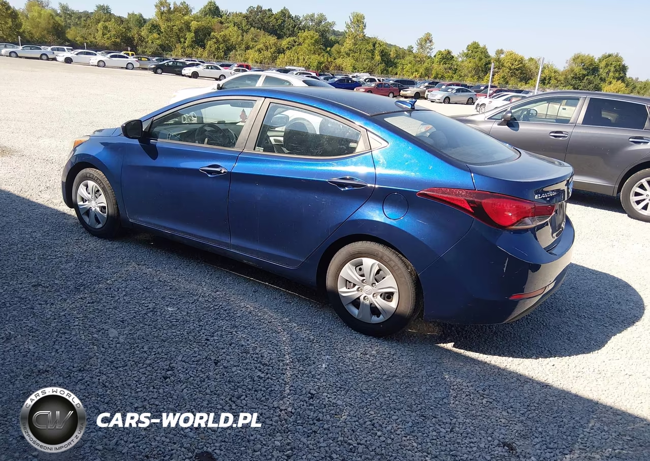 2016 Hyundai Elantra Se VIN:5NPDH4AE5GH736036 - 3