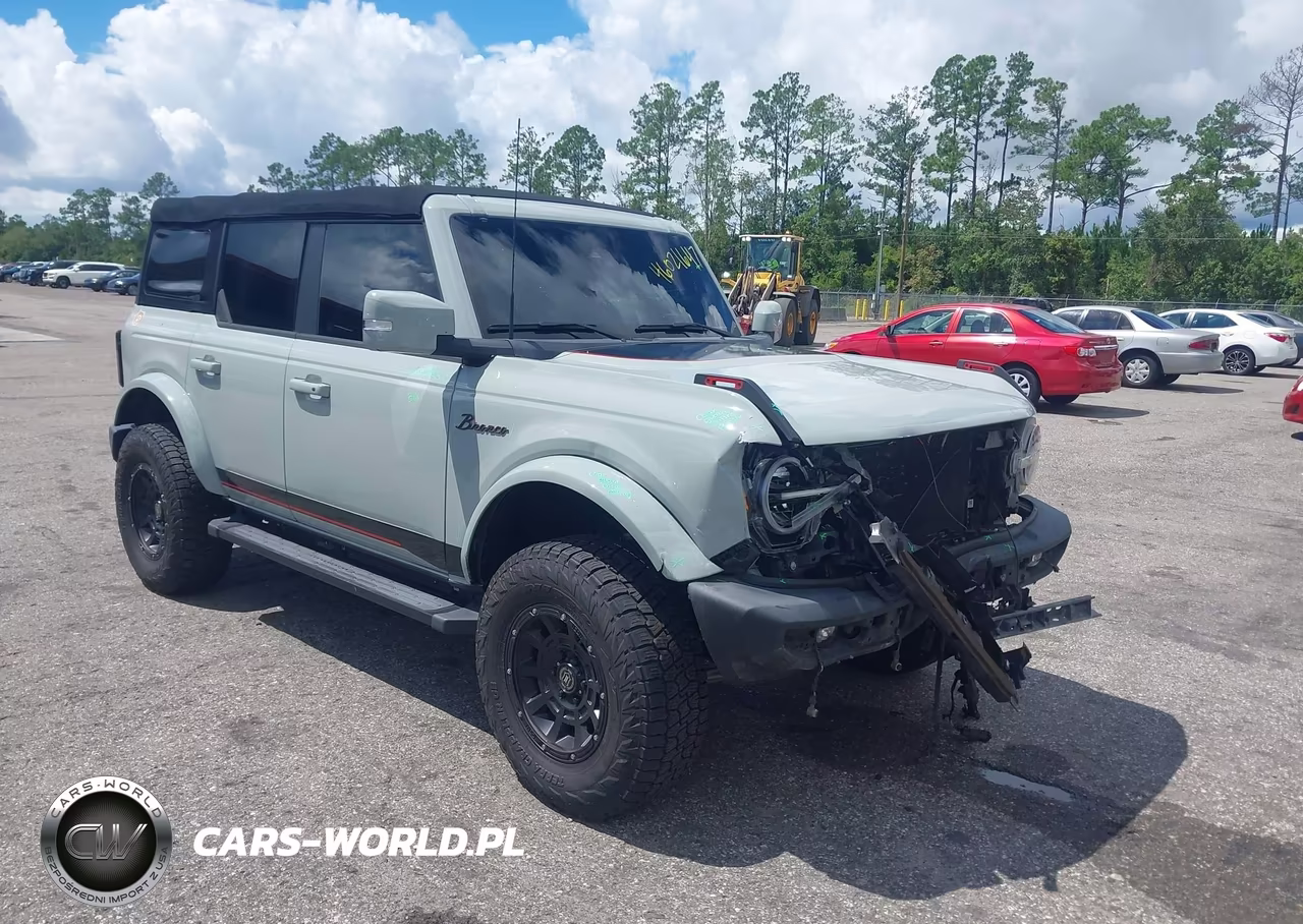 2021 Ford Bronco Outer Banks – zdjęcie 1 z 16