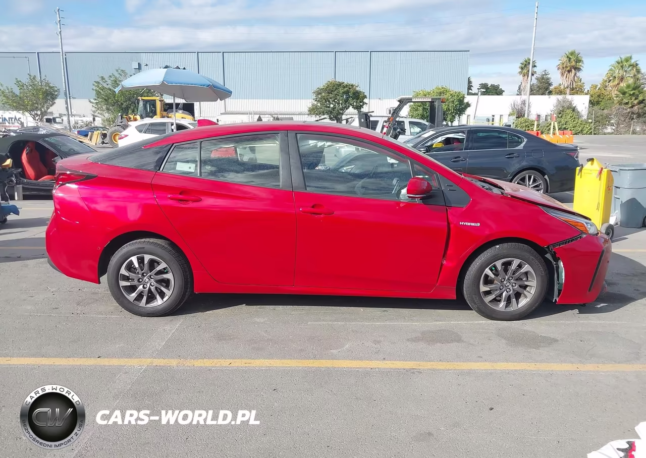 2021 Toyota Prius Limited VIN:JTDKAMFU3M3134321 - 14