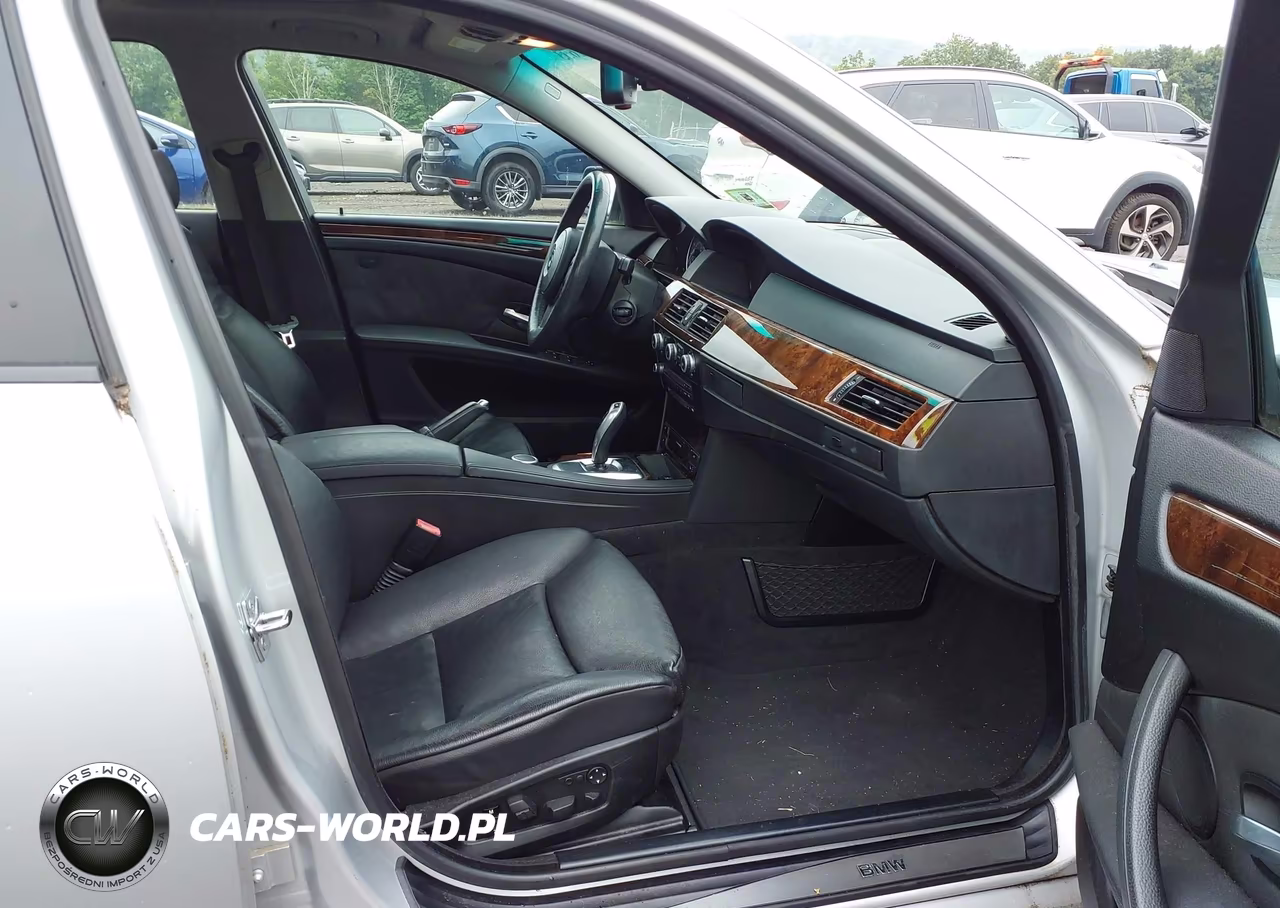 2008 BMW 535Xi VIN:WBANV93538CZ62996 - 5
