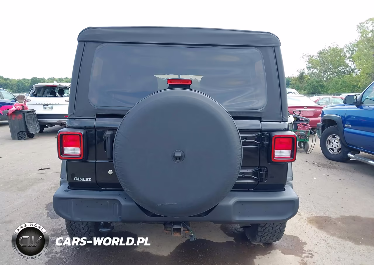 2020 Jeep Wrangler Unlimited Sport S 4X4 VIN:1C4HJXDG1LW110251 - 16