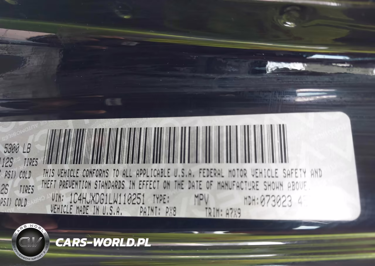 2020 Jeep Wrangler Unlimited Sport S 4X4 VIN:1C4HJXDG1LW110251 - 9