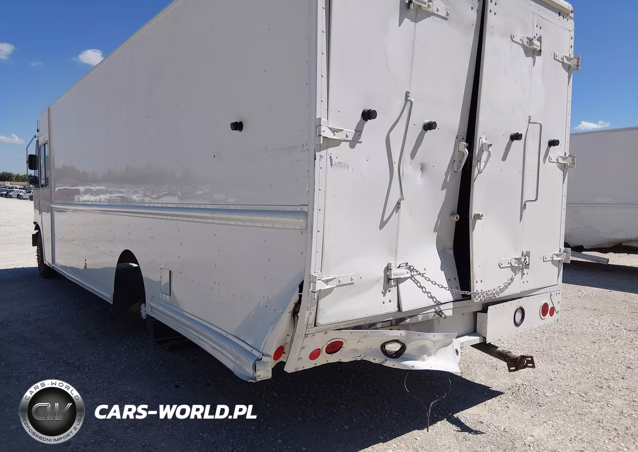 2018 Ford F-59 Commercial Stripped VIN:1F66F5KY5J0A07152 - 11