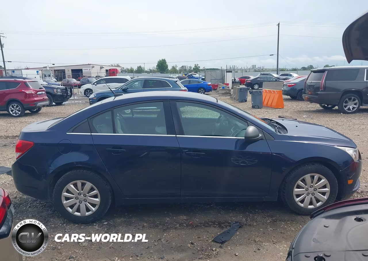 2011 Chevrolet Cruze Ls VIN:1G1PD5SH0B7184605 - 13