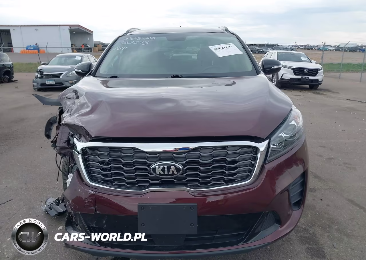 2020 Kia Sorento 3.3L S VIN:5XYPG4A52LG693809 - 13