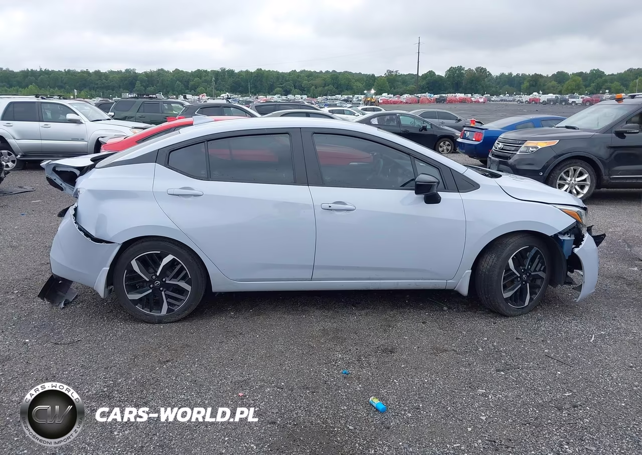 2025 Nissan Versa 1.6 Sr VIN:3N1CN8FVXSL829599 - 12
