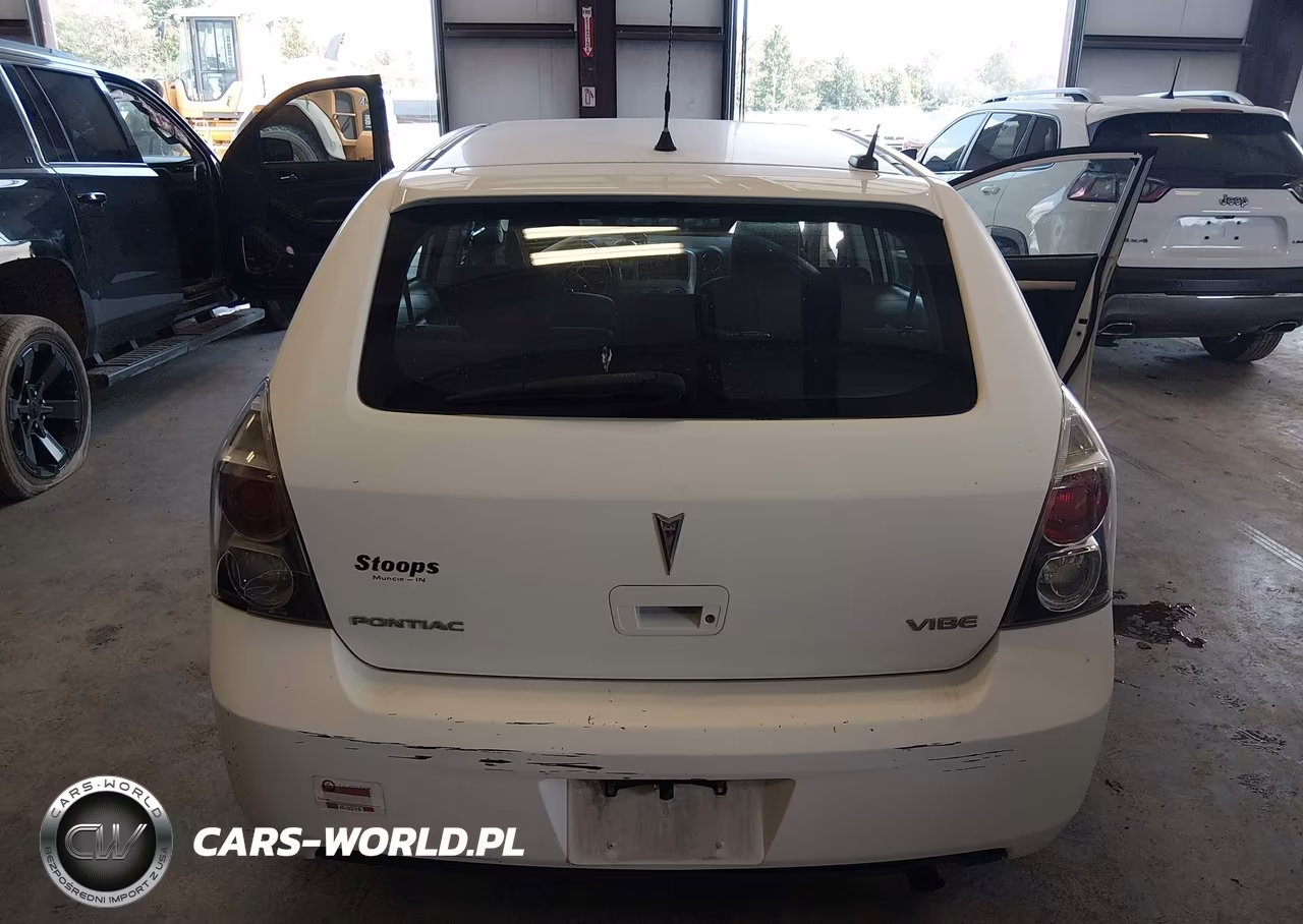 2010 Pontiac Vibe VIN:5Y2SP6E03AZ408828 - 16