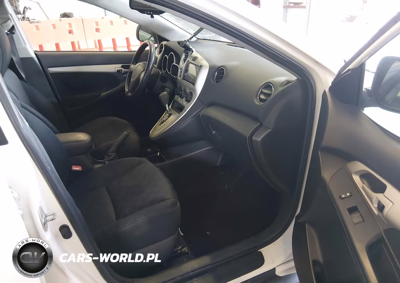 2010 Pontiac Vibe VIN:5Y2SP6E03AZ408828 - 5