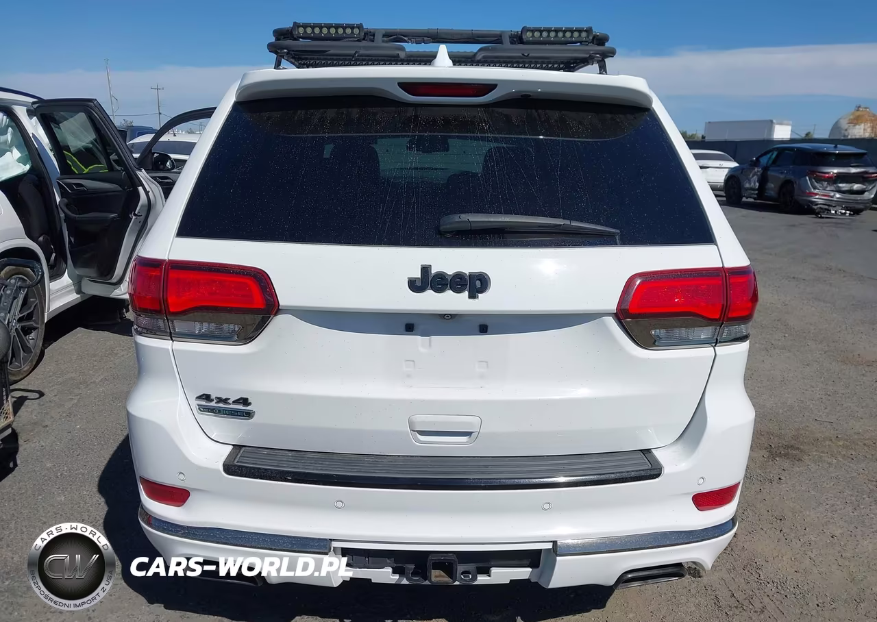 2015 Jeep Grand Cherokee High Altitude VIN:1C4RJFCM9FC197246 - 17