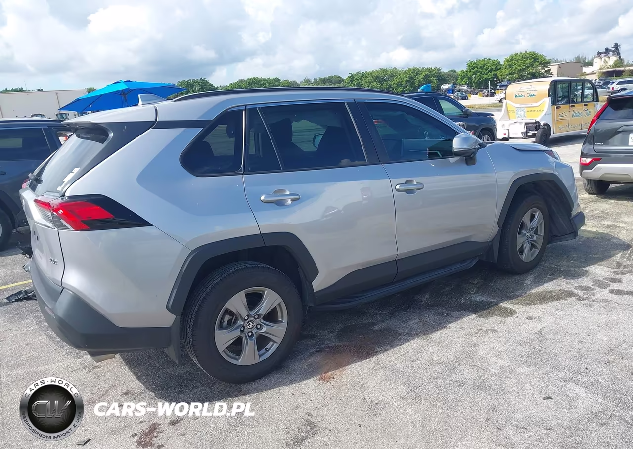2024 Toyota Rav4 Xle VIN:2T3W1RFV6RC293525 - 4