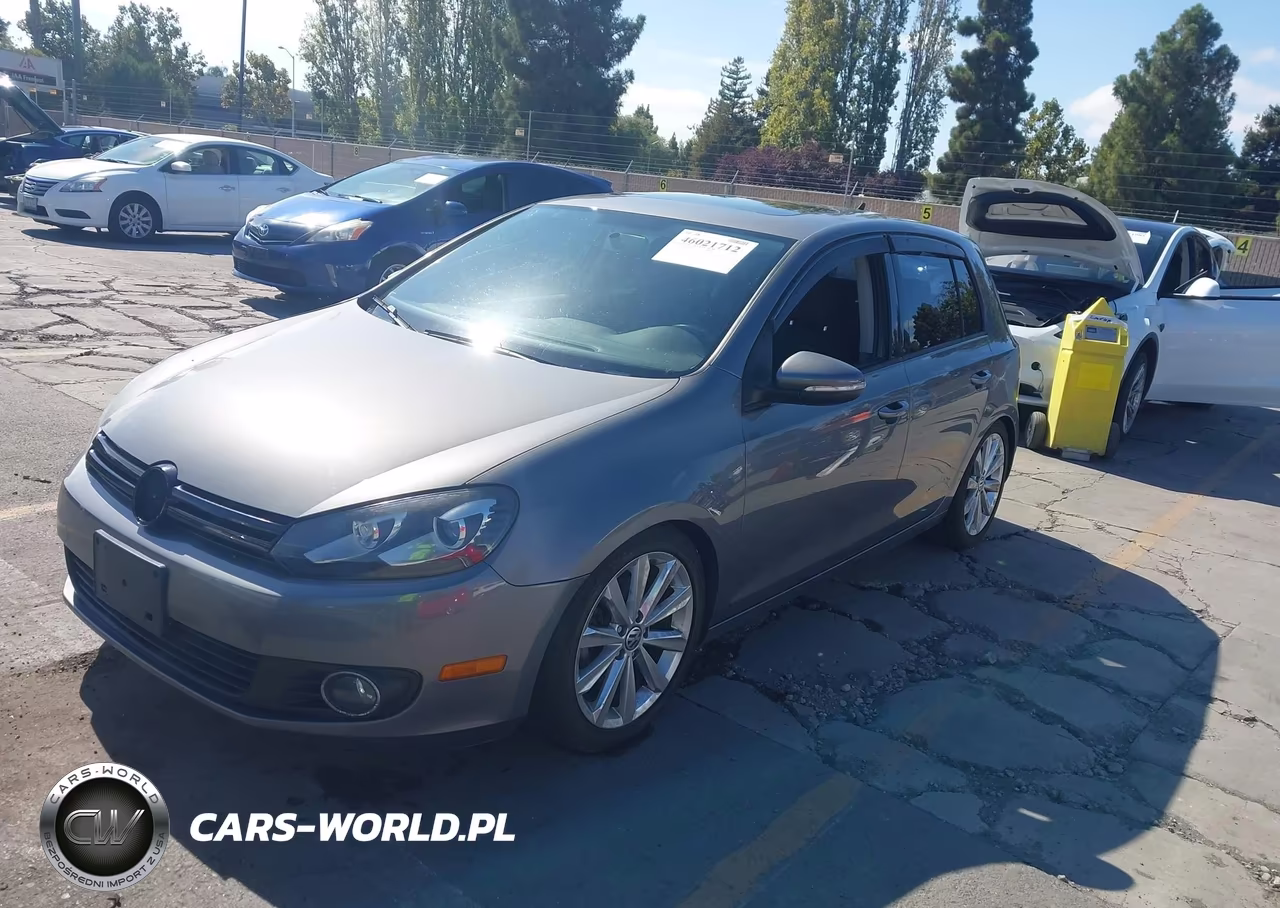 2013 Volkswagen Golf 2.0L Tdi 4-Door VIN:WVWNM7AJ5DW132412 - 2