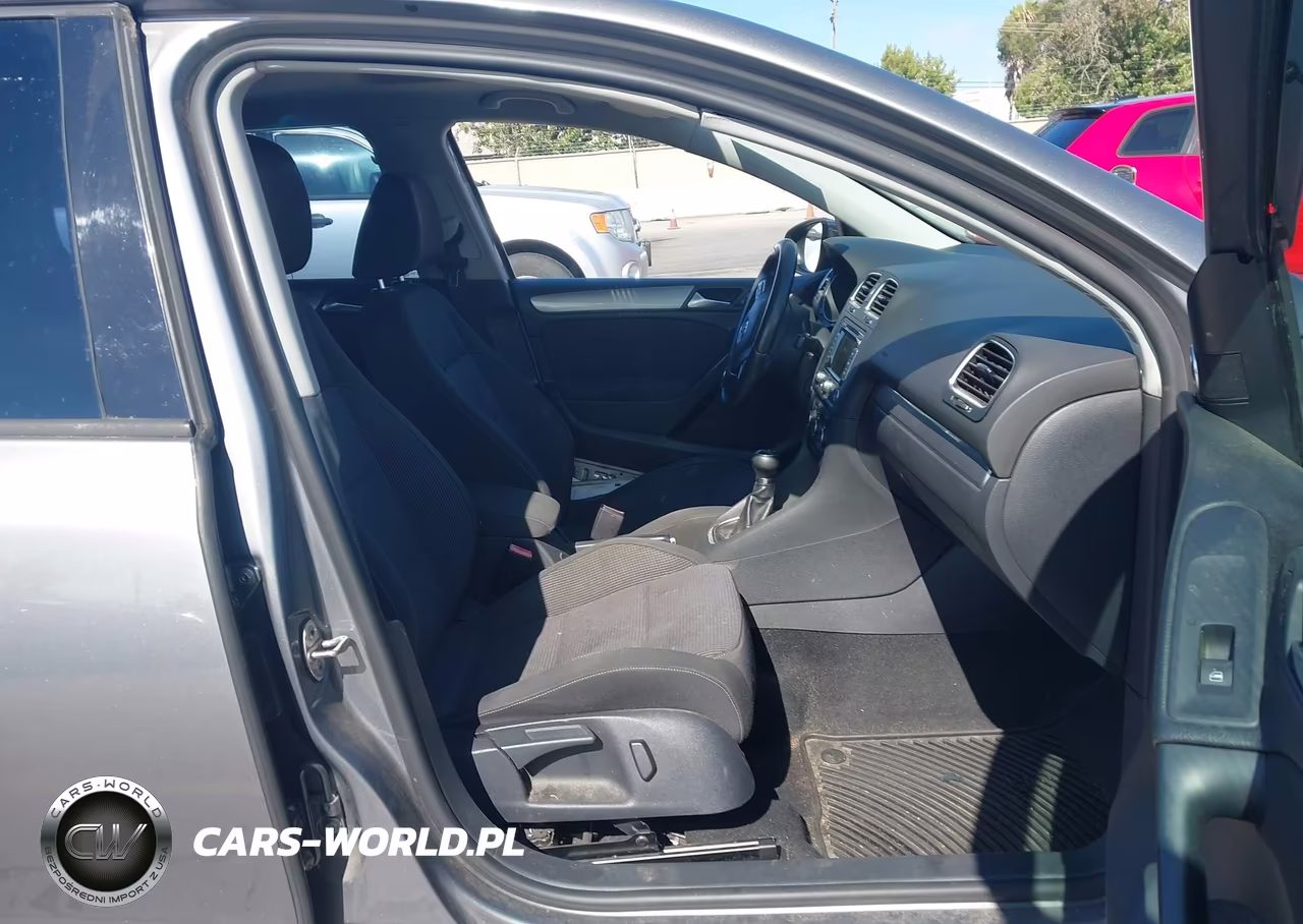 2013 Volkswagen Golf 2.0L Tdi 4-Door VIN:WVWNM7AJ5DW132412 - 5