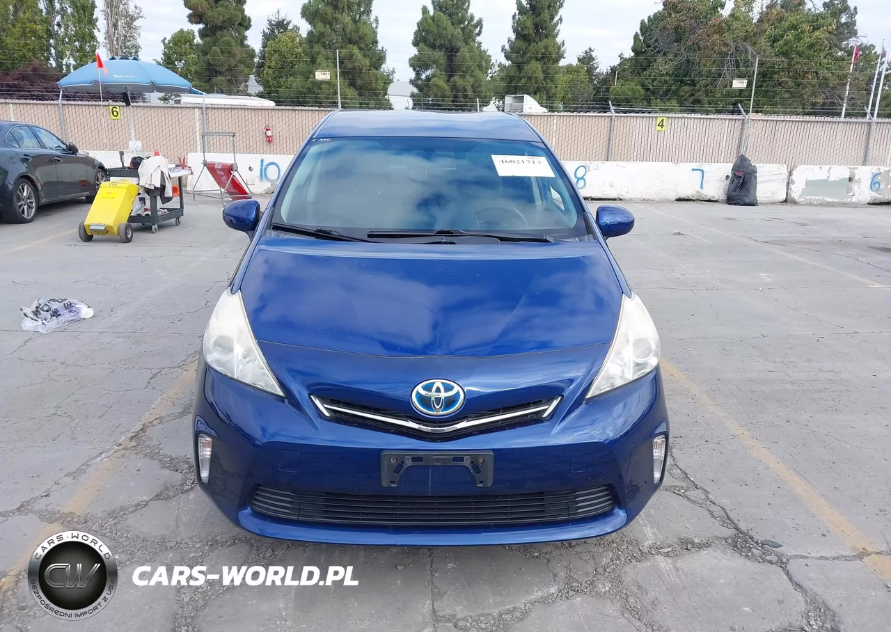 2014 Toyota Prius V Three VIN:JTDZN3EU5E3322841 - 12