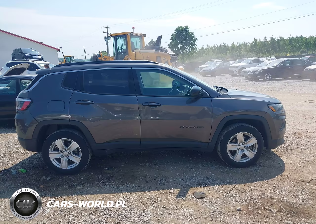 2022 Jeep Compass Latitude 4X4 VIN:3C4NJDBB9NT127557 - 13