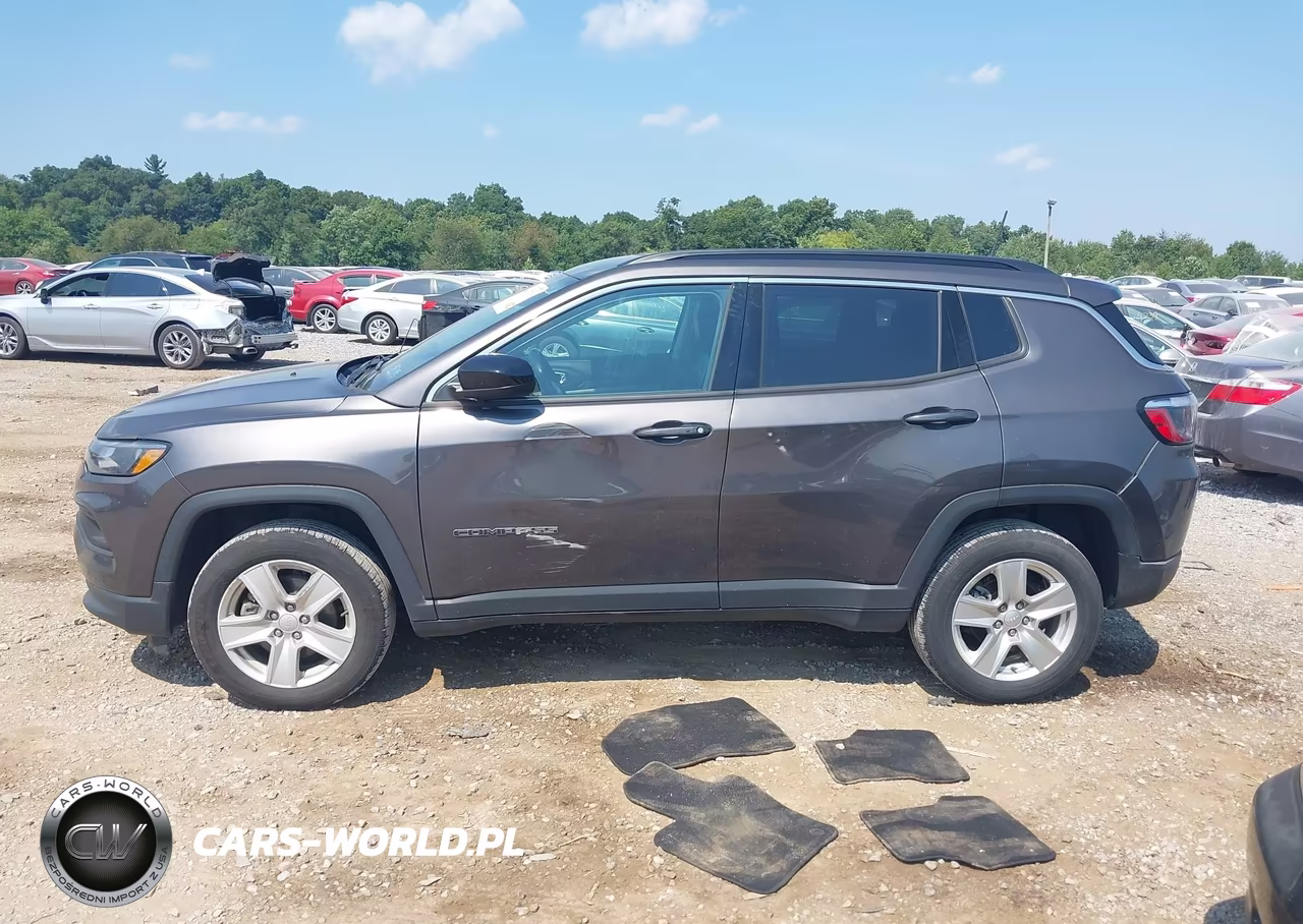 2022 Jeep Compass Latitude 4X4 VIN:3C4NJDBB9NT127557 - 14