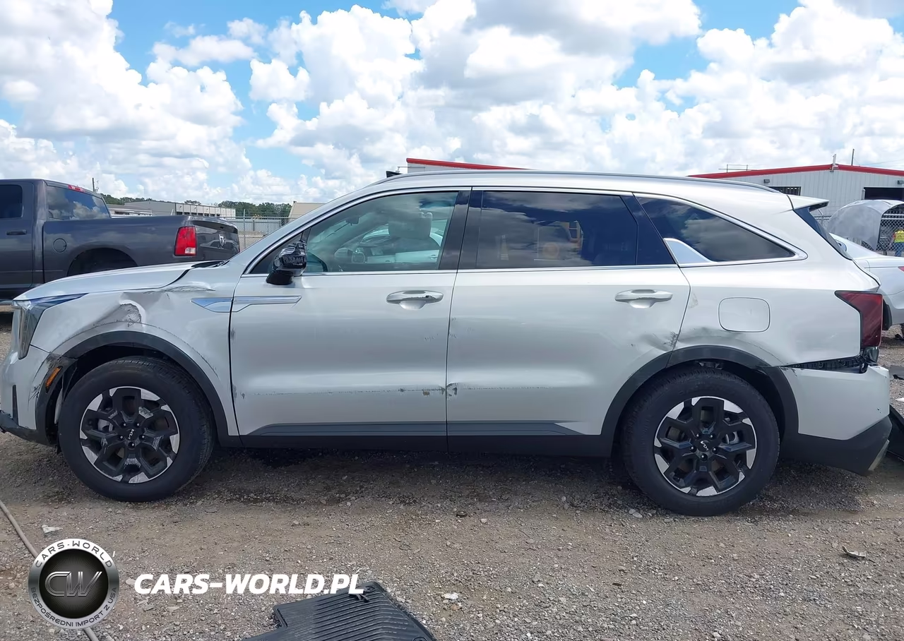 2026 Kia Sorento S VIN:5XYRL4JC6TG478176 - 15