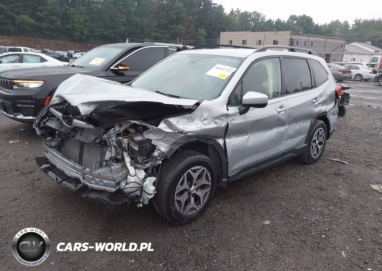 2019 Subaru Forester Premium VIN:JF2SKAGC6KH493794 - 2