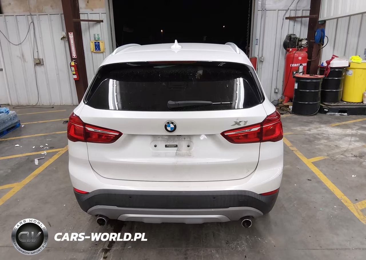 2018 BMW X1 Sdrive28I VIN:WBXHU7C37J5H43626 - 16