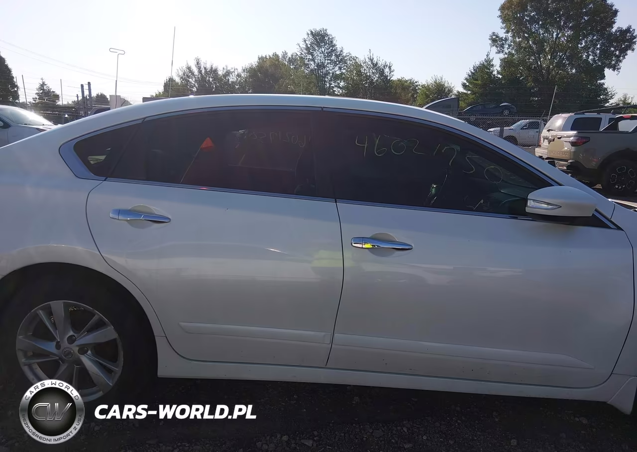 2015 Nissan Altima 2.5 Sv VIN:1N4AL3AP5FC143998 - 13