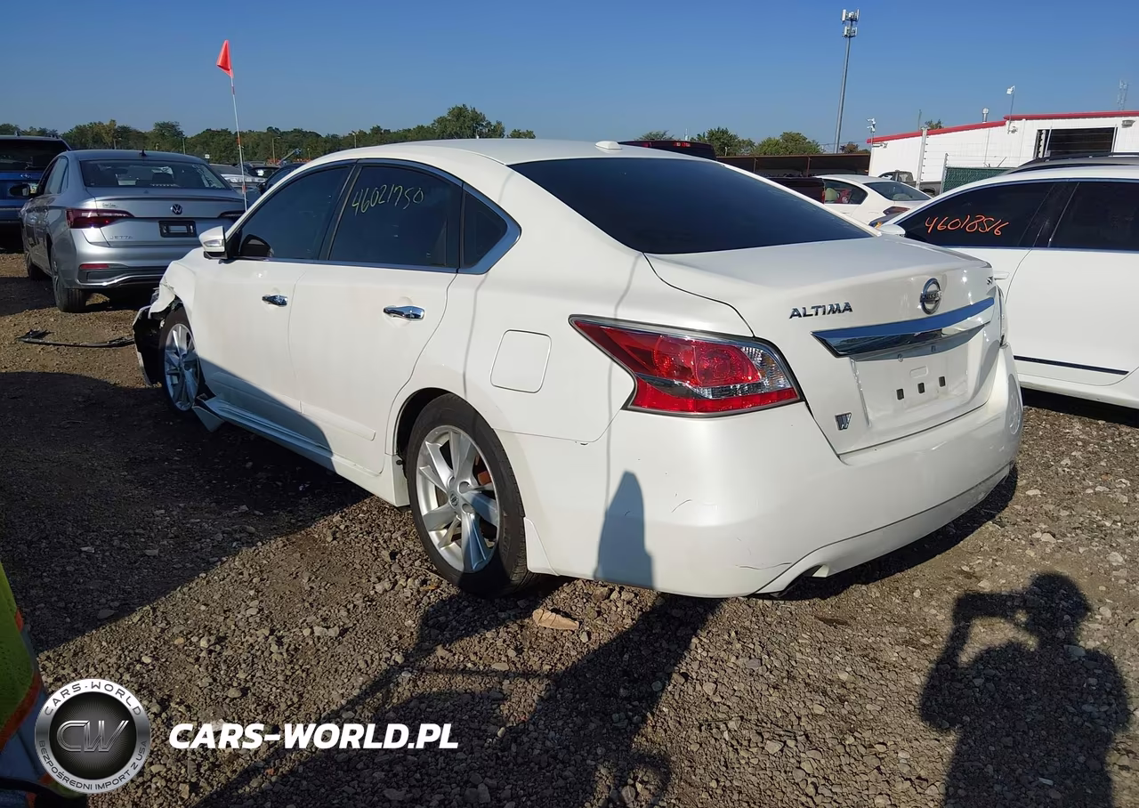 2015 Nissan Altima 2.5 Sv VIN:1N4AL3AP5FC143998 - 3