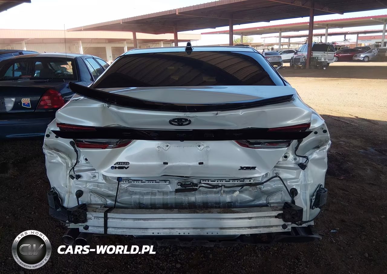 2025 Toyota Camry Xse VIN:4T1DBADK6SU006390 - 17