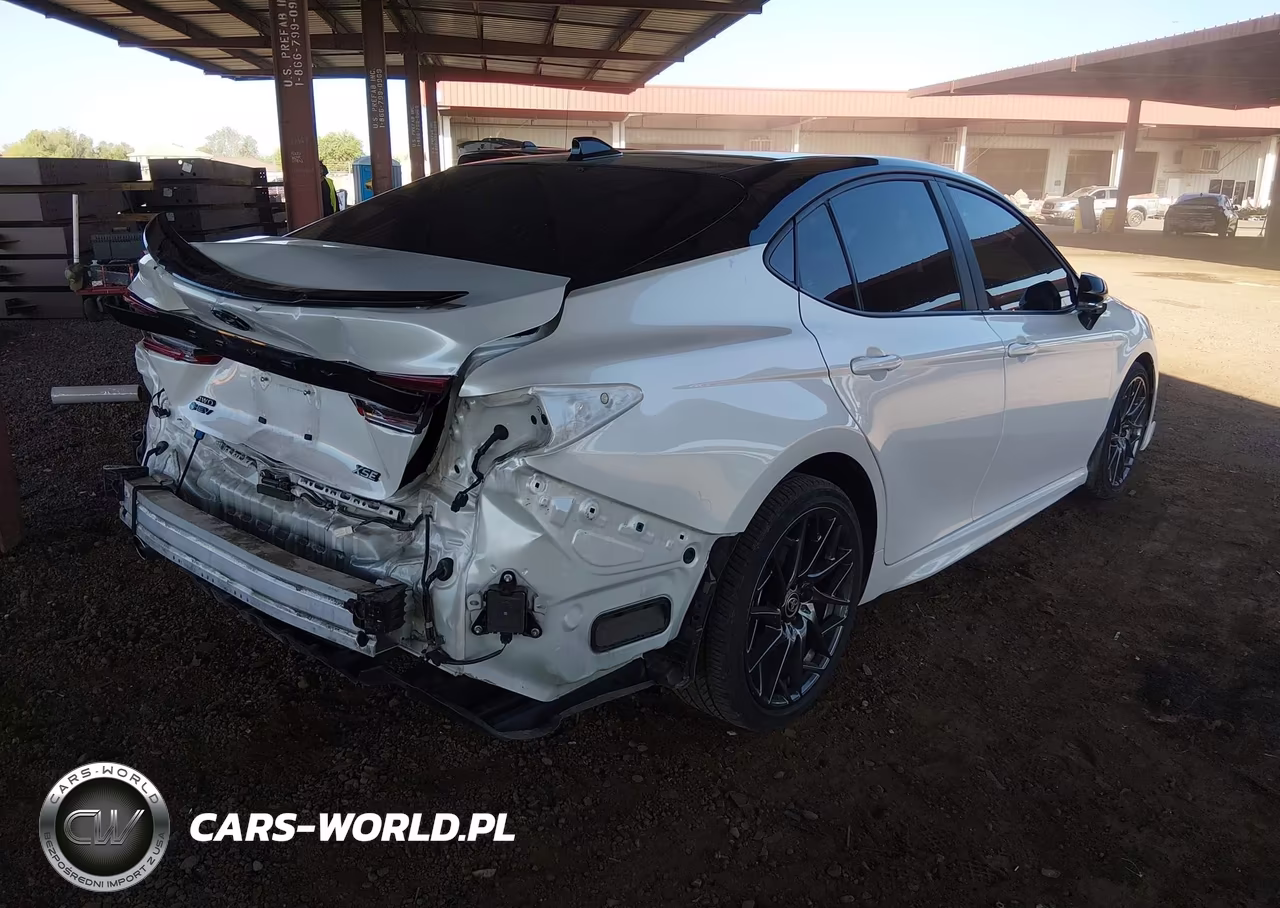 2025 Toyota Camry Xse VIN:4T1DBADK6SU006390 - 4