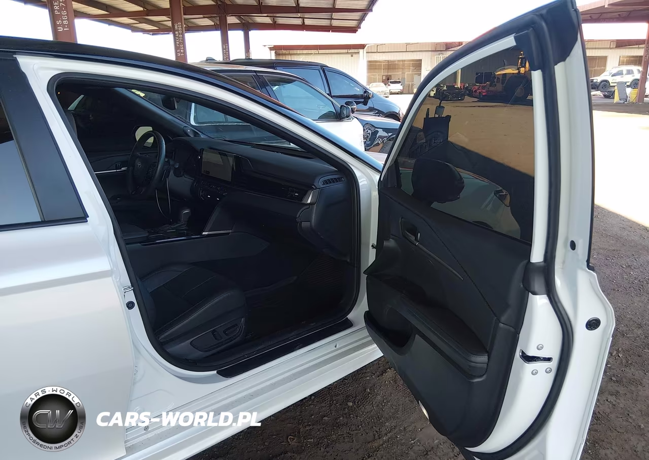 2025 Toyota Camry Xse VIN:4T1DBADK6SU006390 - 5